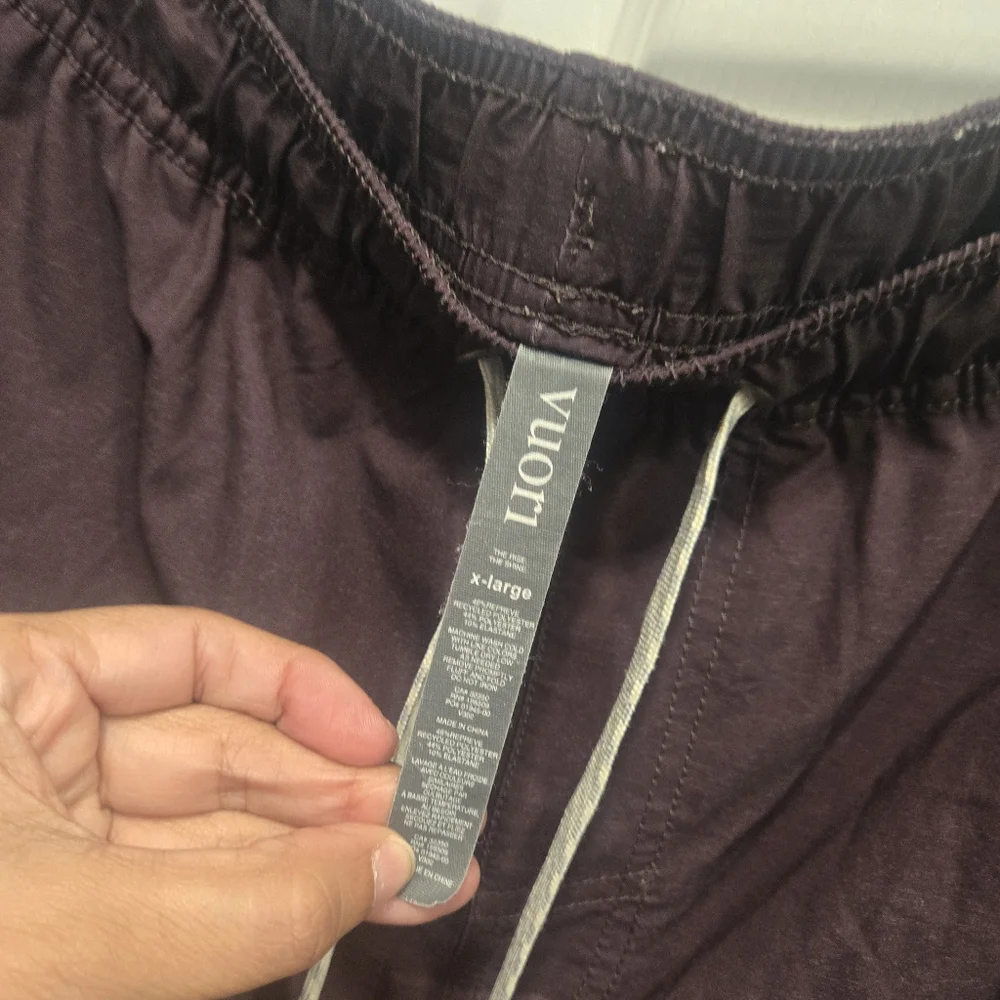 Vuori Men's Purple Shorts Size XL